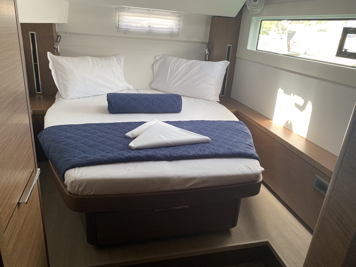 Photo #28 - Lagoon 46 (Blue Alma (, WM, , Inverter 12/220V)) in Portisco - 11411