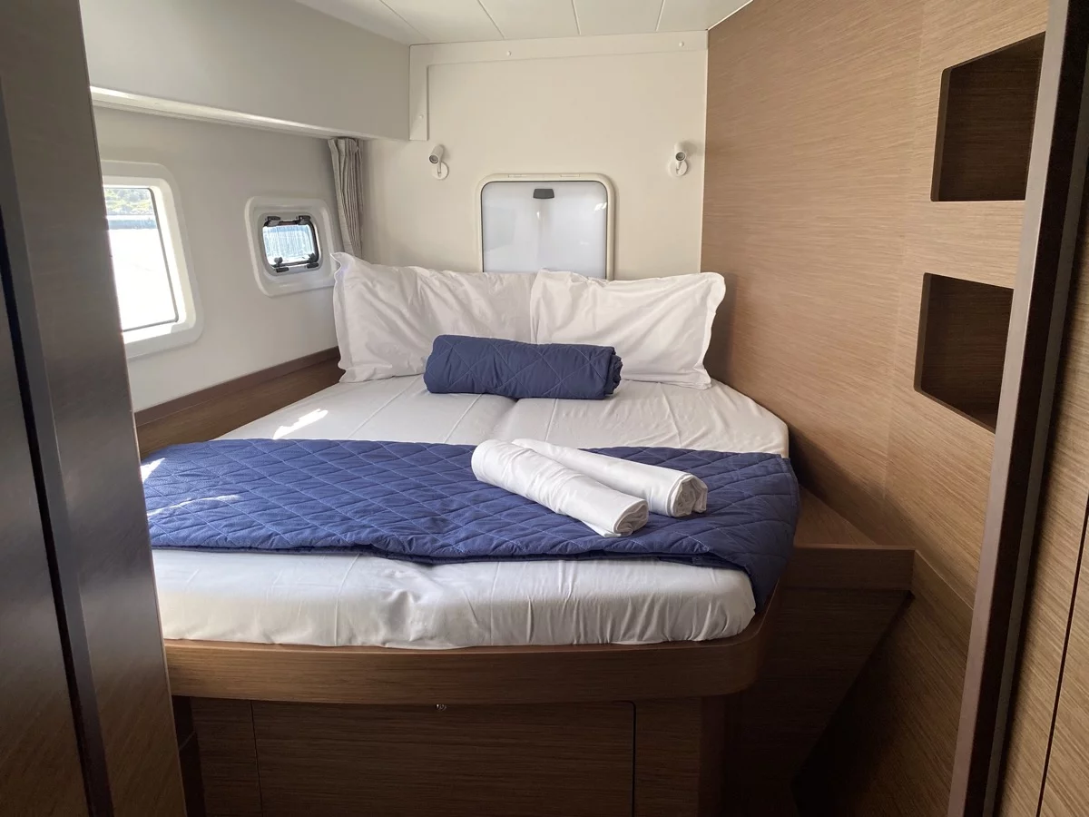 Lagoon 42 (Diadema (, WM, , Inverter))  - 20