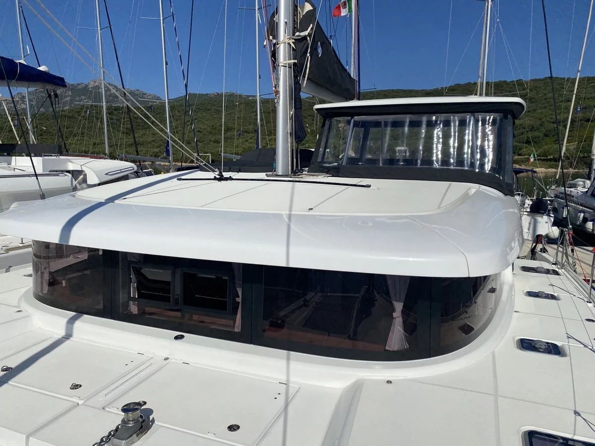 Lagoon 42 (Diadema (, WM, , Inverter))  - 18
