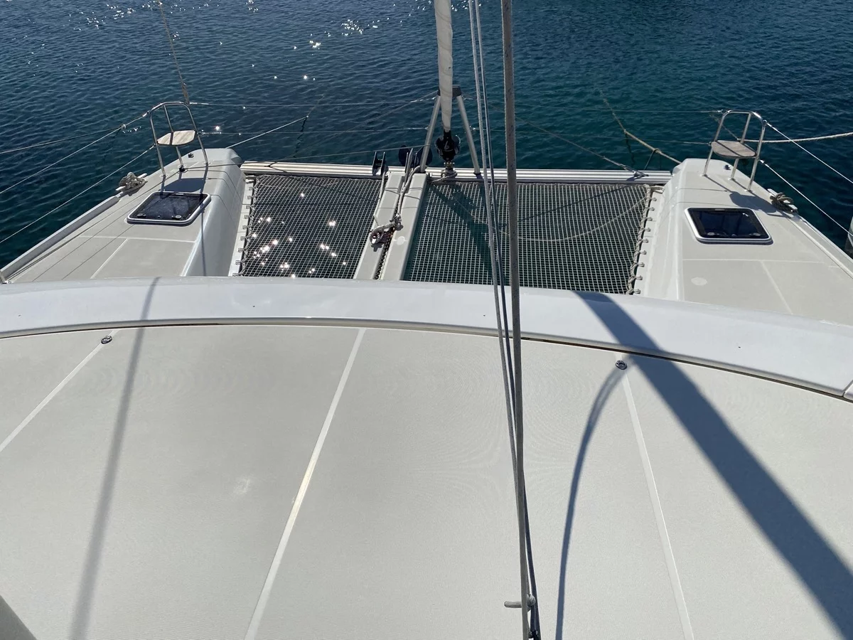Lagoon 42 (Diadema (, WM, , Inverter))  - 37