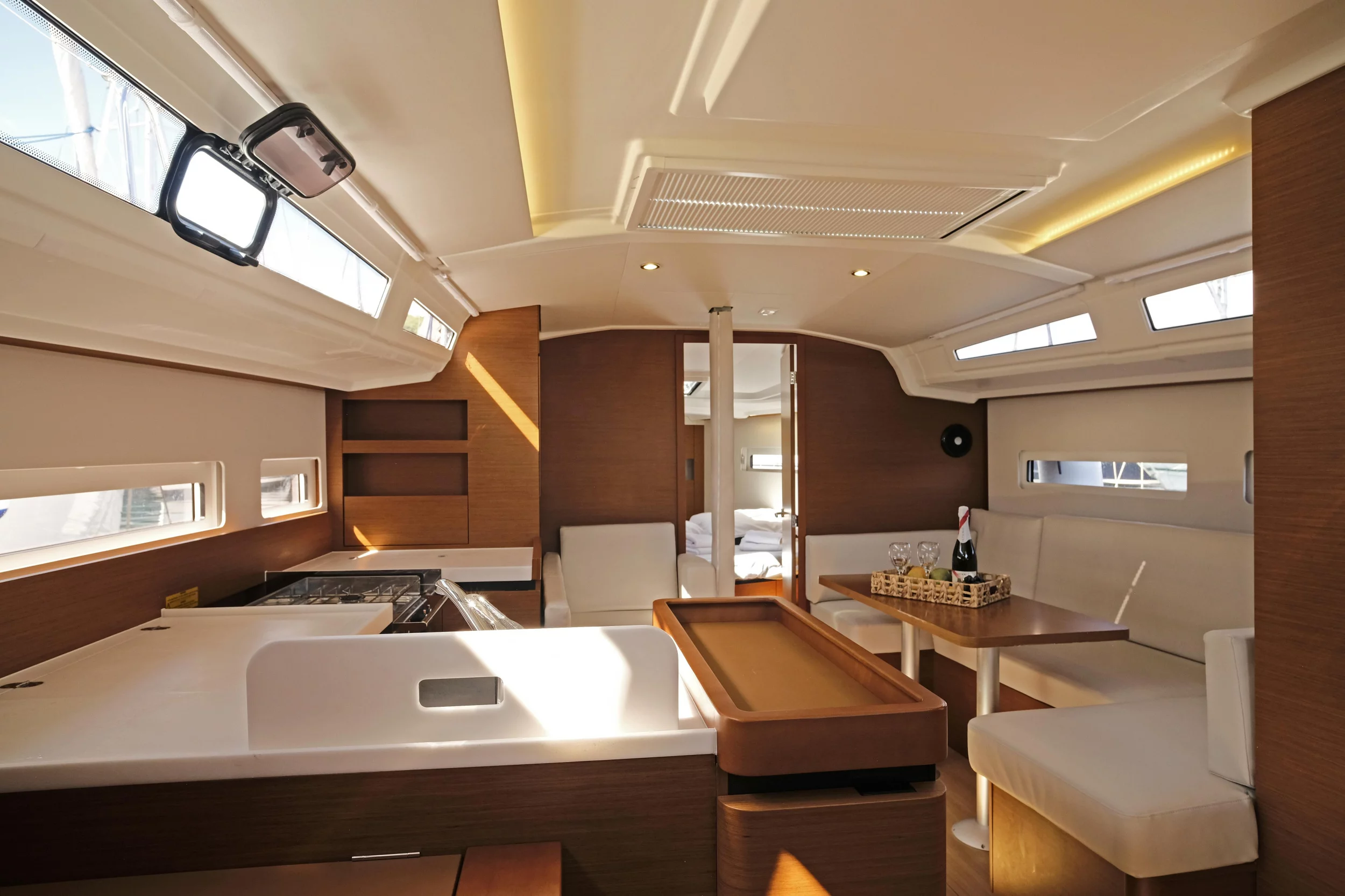 Sun Odyssey 410 (Bella Ciao)  - 3