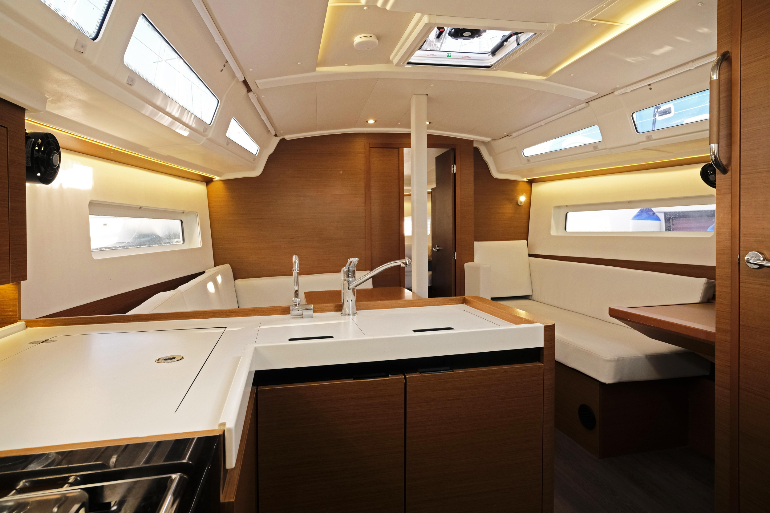 Photo #11 - Sun Odyssey 380 (Sea Kiss) en Split - 13958