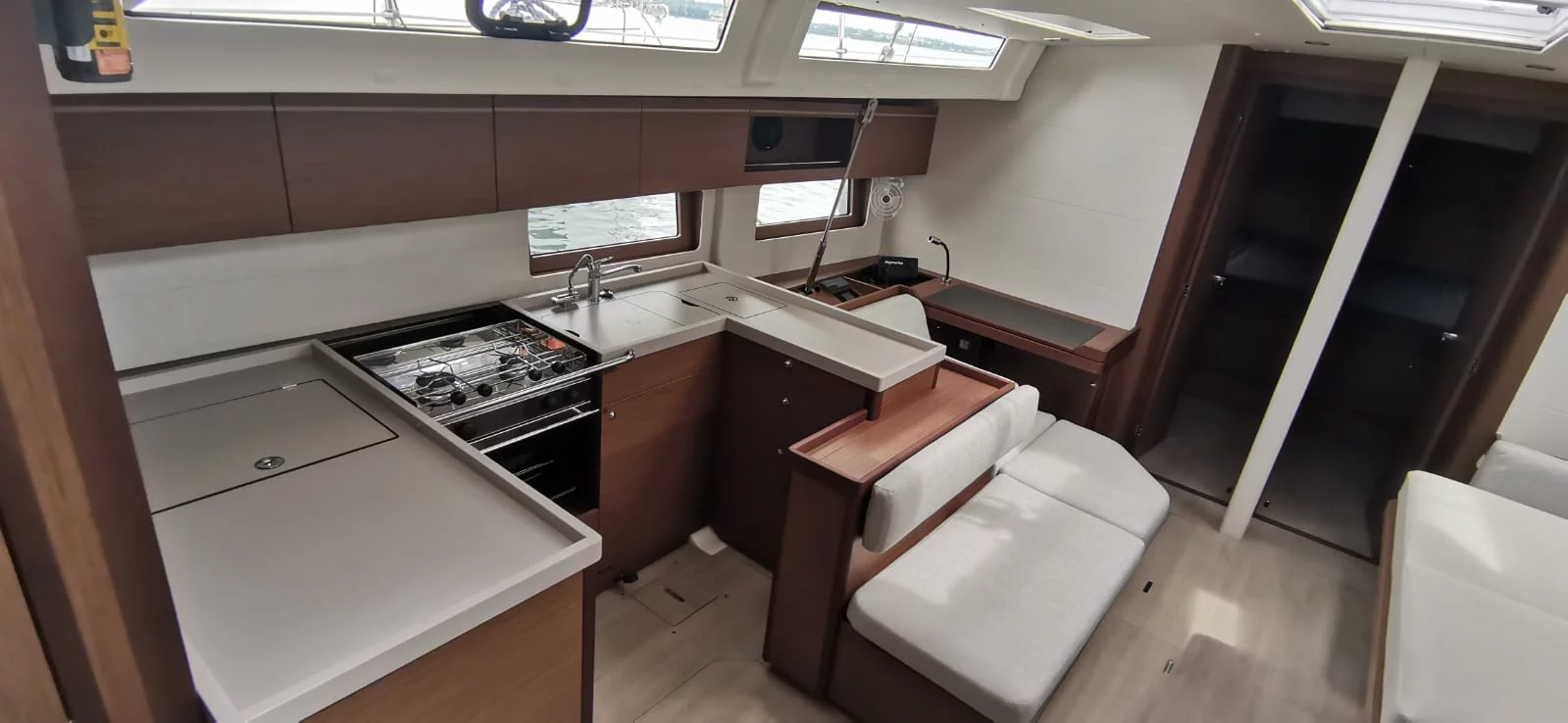 Oceanis 51.1 - 6 Cabins (Forkys)  - 16