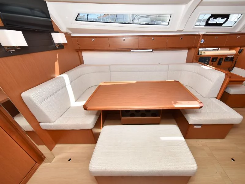 Bavaria Cruiser 41 (NIXIE)  - 67