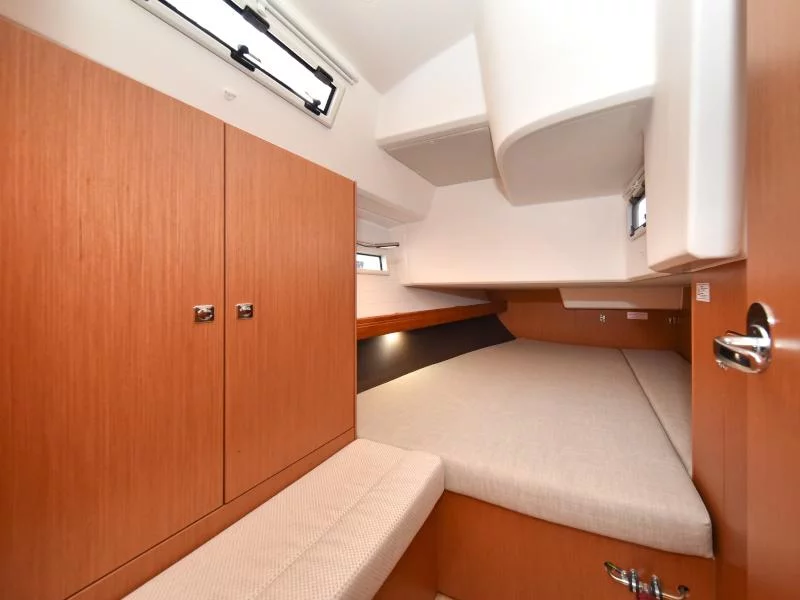 Bavaria Cruiser 41 (NIXIE)  - 17