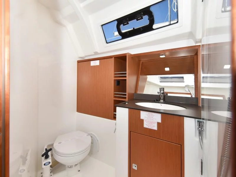 Bavaria Cruiser 41 (NIXIE)  - 66
