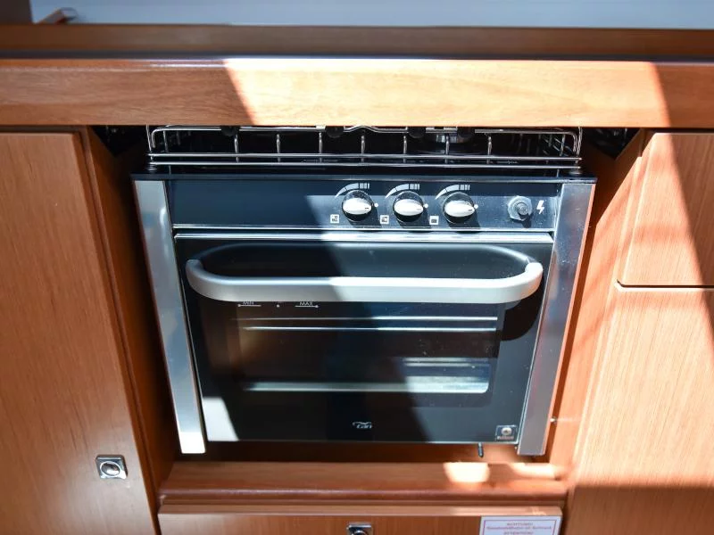 Bavaria Cruiser 41 (NIXIE)  - 39