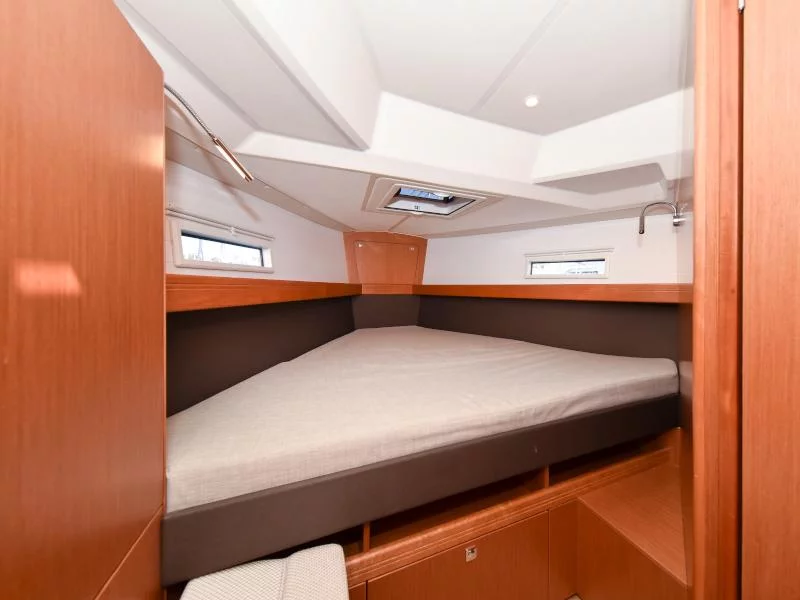 Bavaria Cruiser 41 (NIXIE)  - 23