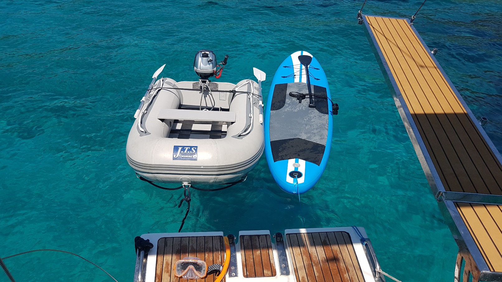 Photo #3 - Bavaria 40 (Black Pearl) in Atene - 19275