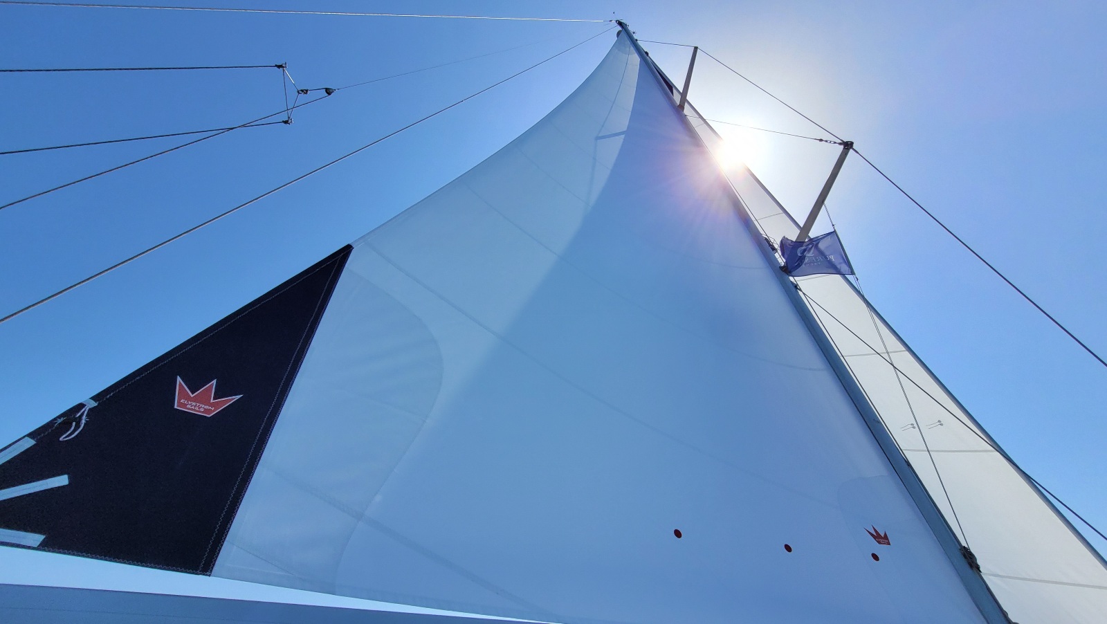 Photo #4 - Bavaria 40 (Black Pearl) in Atene - 19275
