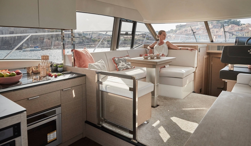 Photo #8 - Prestige 420 Fly (MARTIN) in Split - 14185