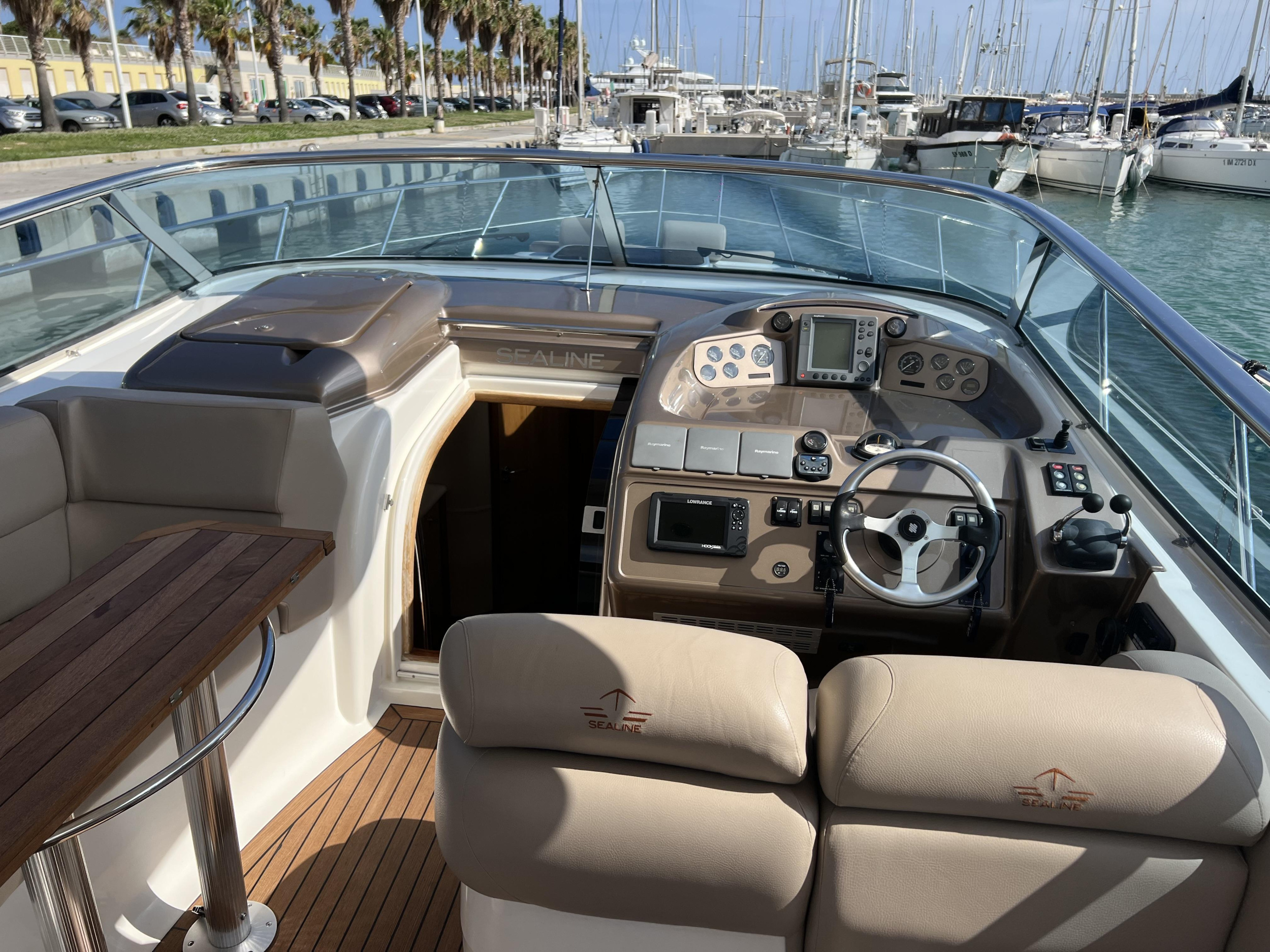 Photo #11 - Sealine S 42 (Orca) in Imperia - 14077