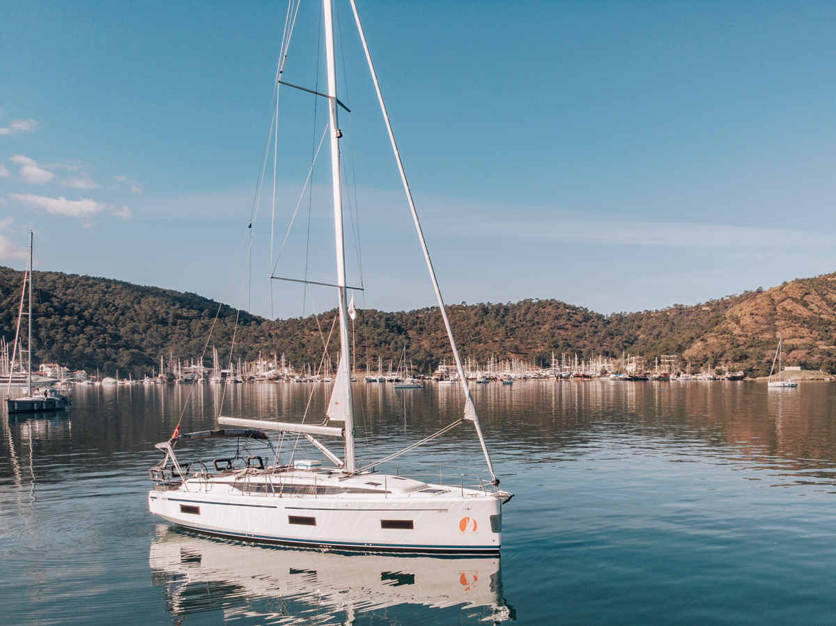 Photo #12 - Bavaria C42 (ARUNA) in Fethiye - 12248