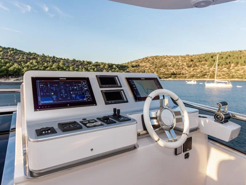 Azimut Grande 27 (Dawo)  - 35