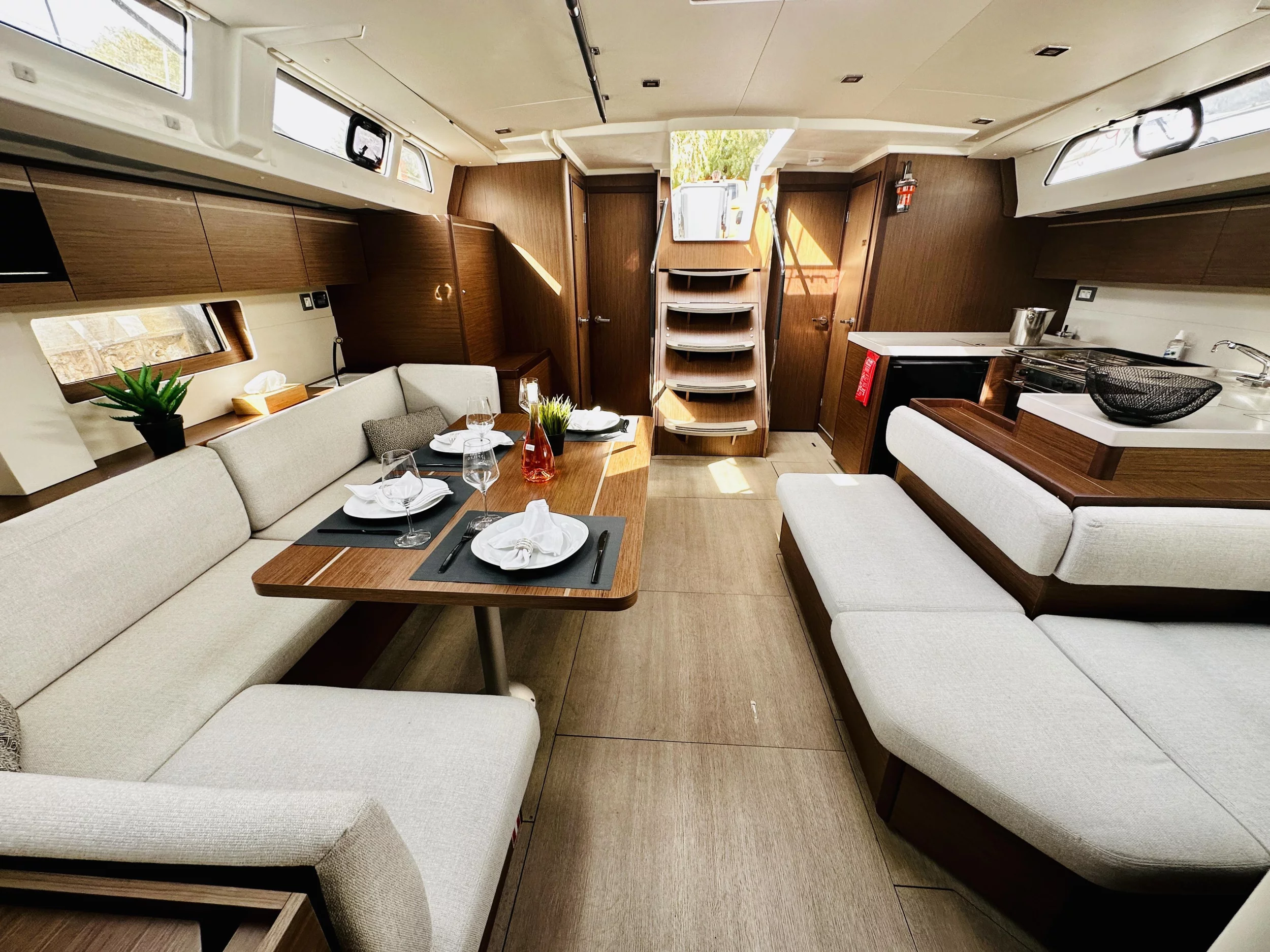 Oceanis 51.1/ 3 cabins - owner's version (Okeanos) Interior image - 5