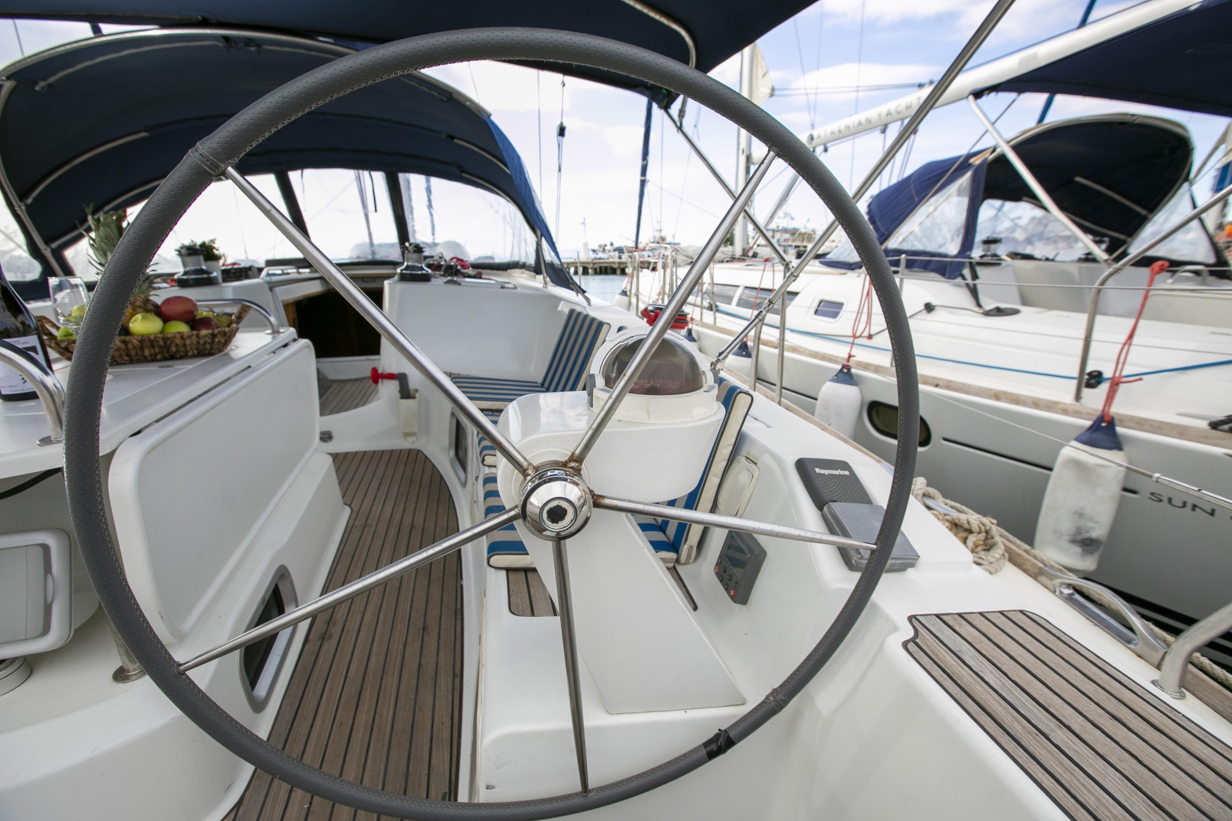 Photo #7 - Sun Odyssey 49 (Sirius) en Kavala - 9682