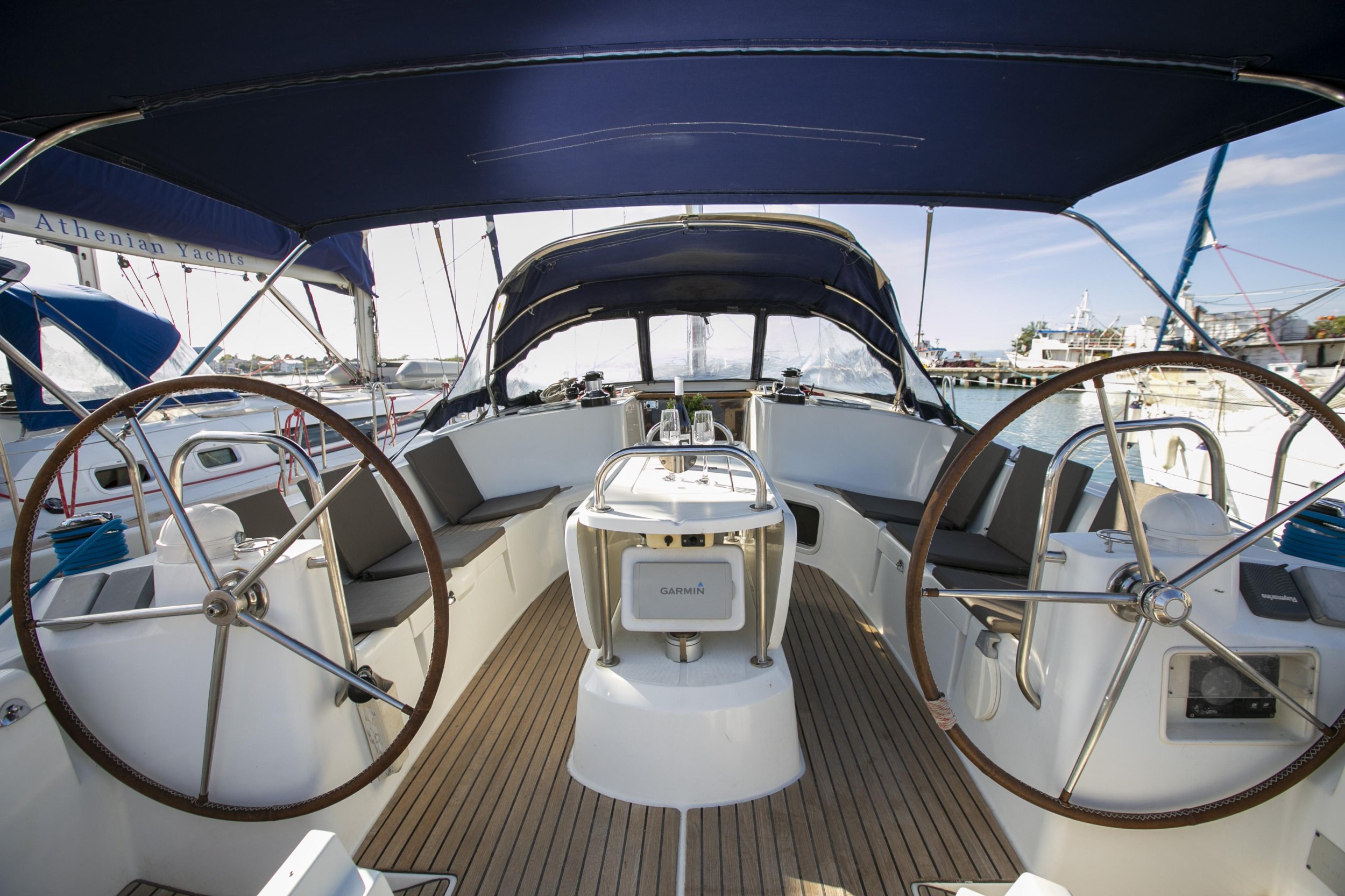 Photo #2 - Sun Odyssey 49 (Sirius) en Kavala - 9682