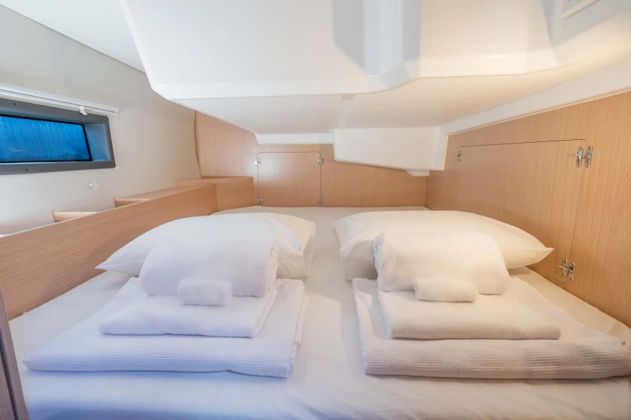 Bavaria C42 (Joy)  - 8