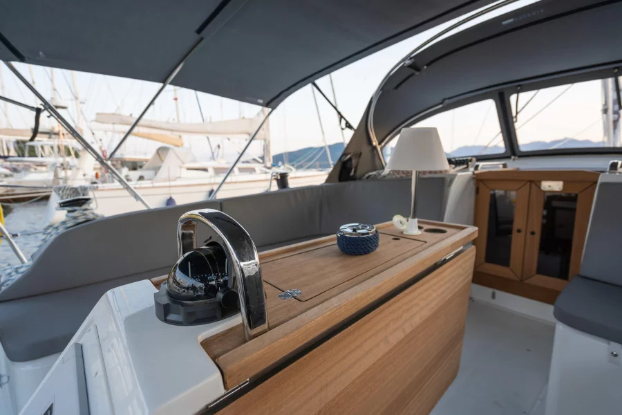Bavaria 46 Cruiser (Classy)  - 1