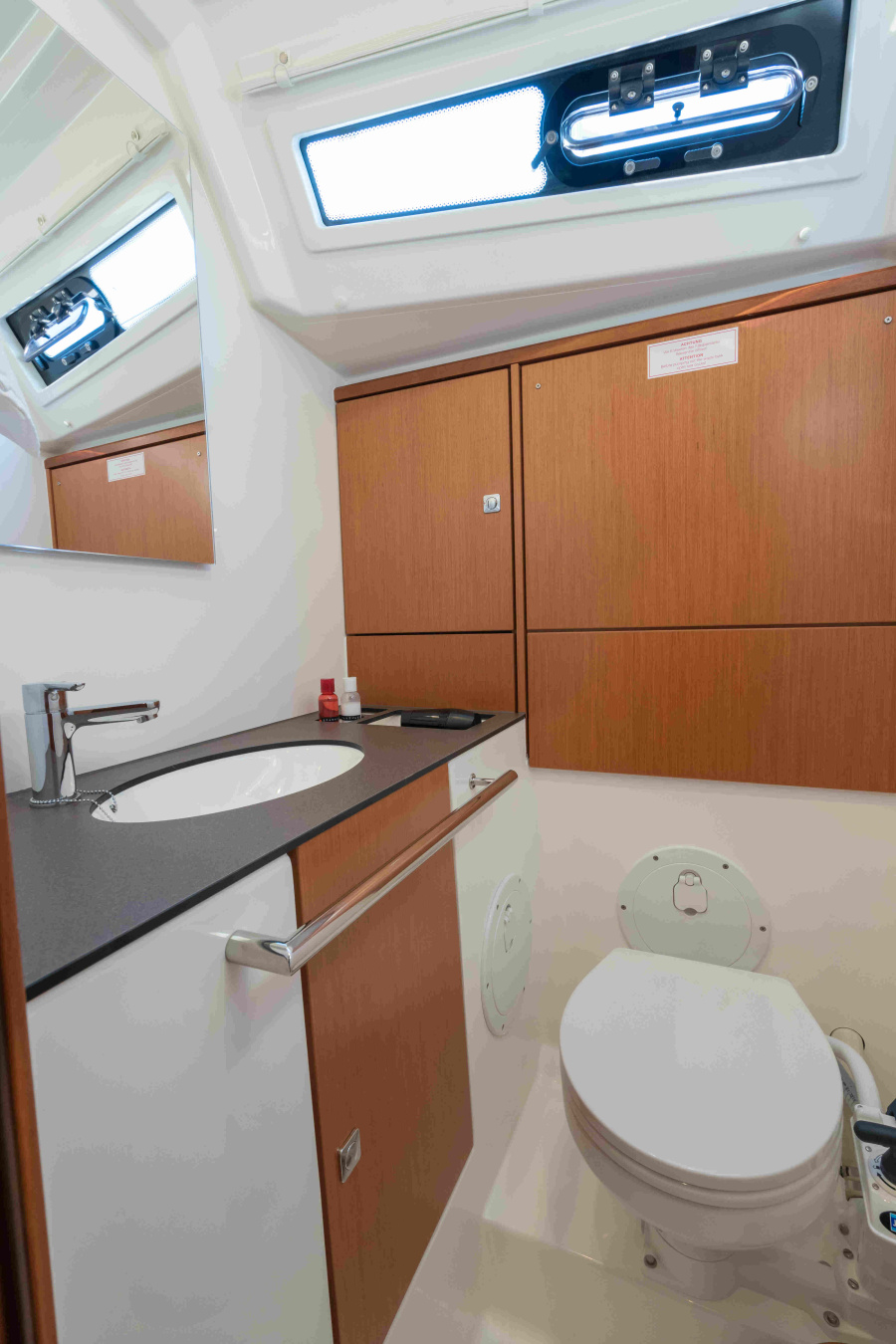 Photo #6 - Bavaria 46 Cruiser (Classy) en Marmaris - 13947