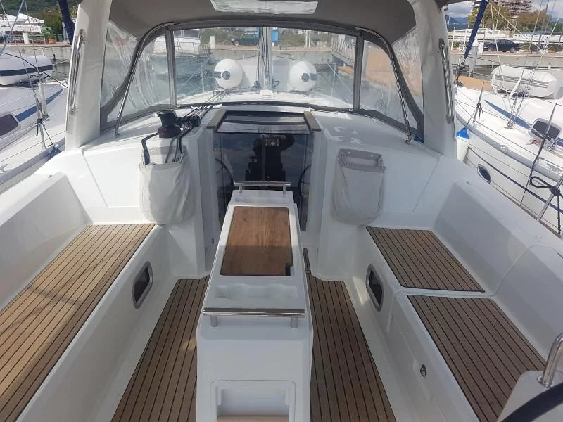 Oceanis 38.1 (Matilde)  - 2