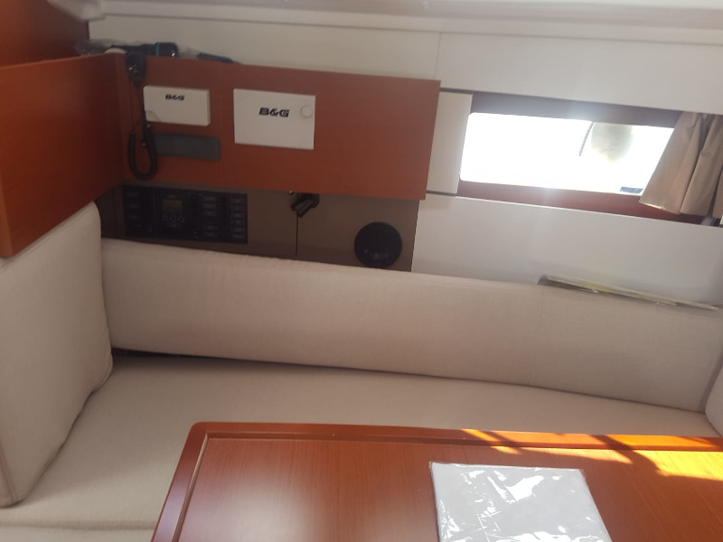 Photo #2 - Oceanis 38.1 (Matilde) in Scarlino - 23311