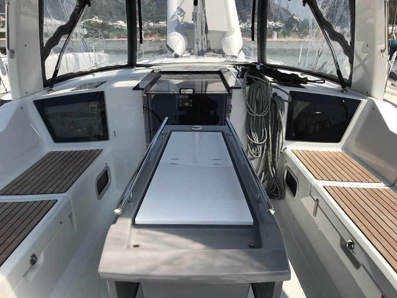 Photo #3 - Oceanis 41.1 (Vera) in Scarlino - 3852