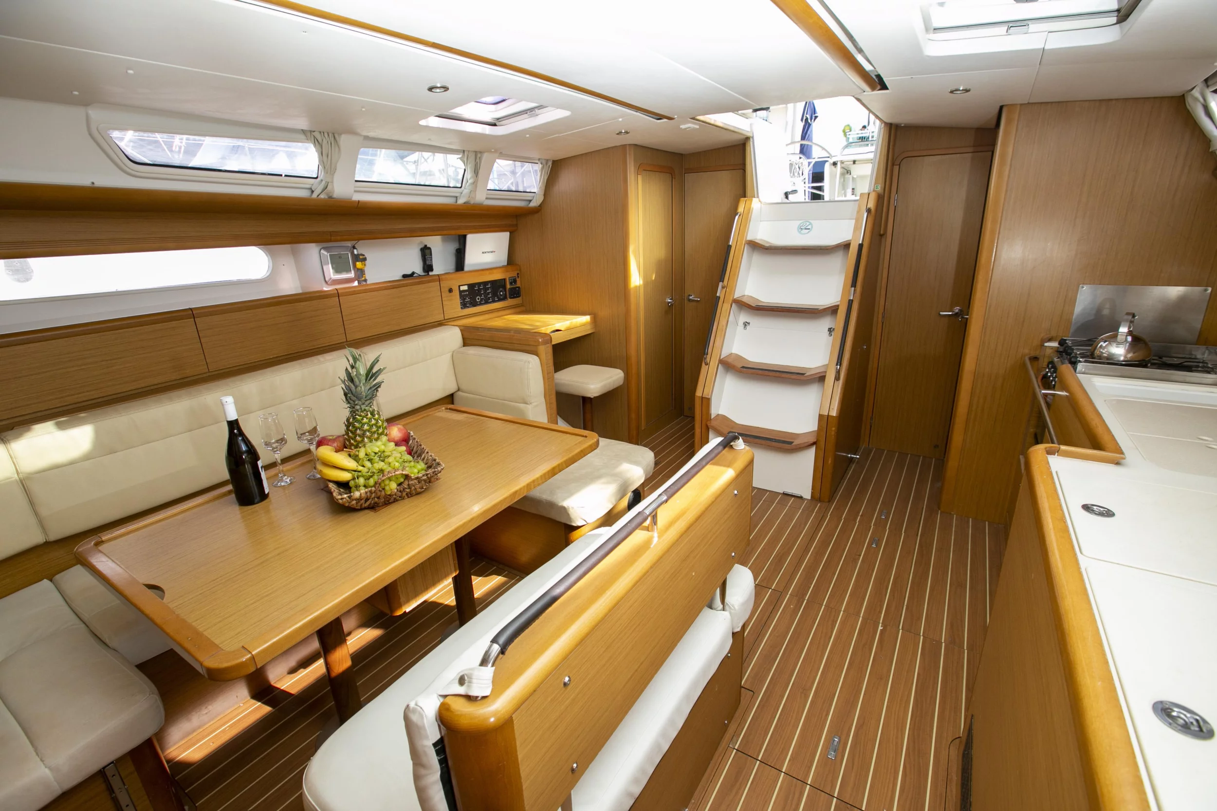 Sun Odyssey 49i (Mimi) Interior image - 5