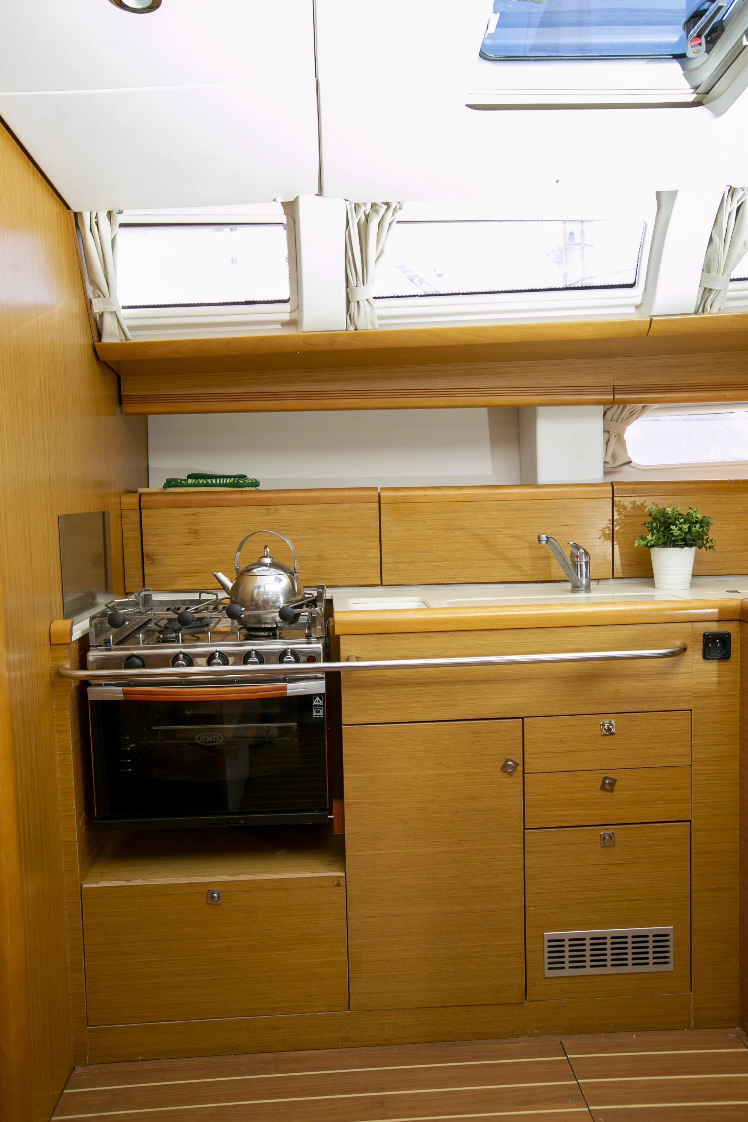 Sun Odyssey 49i (Mimi)  - 8
