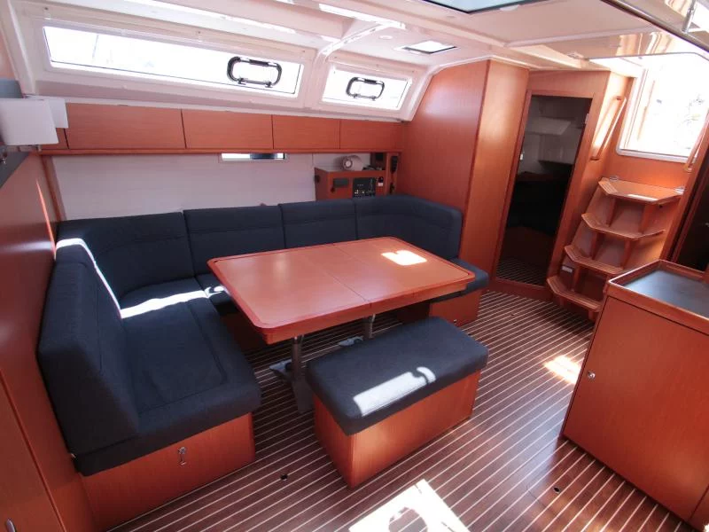 Bavaria Cruiser 46 (8+2 berths) (Annù) Interior image - 7