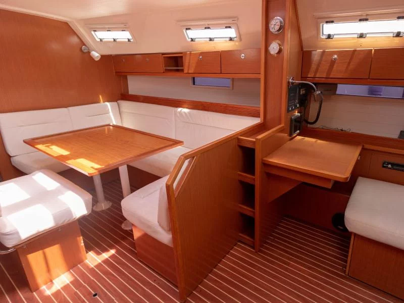 Bavaria Cruiser 40 (Ginevra) Interior image - 7