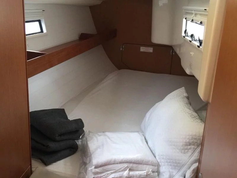 Bavaria 33 Cruiser (Bianca)  - 2