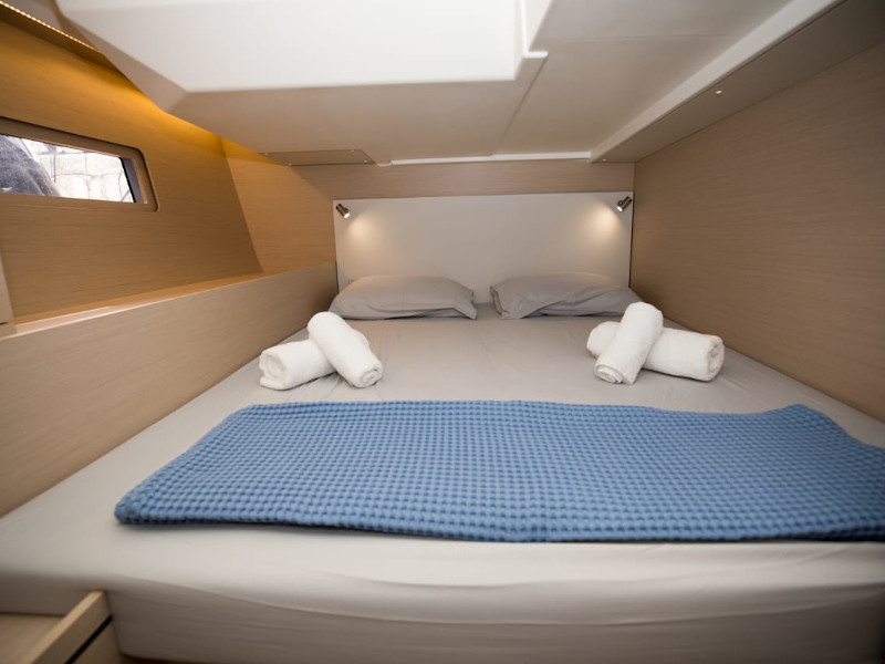 Photo #3 - Oceanis 51.1 (NIREAS) in Athen - 14534