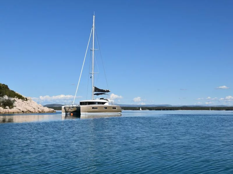 Lagoon 46 (NOTORIOUS)  - 36