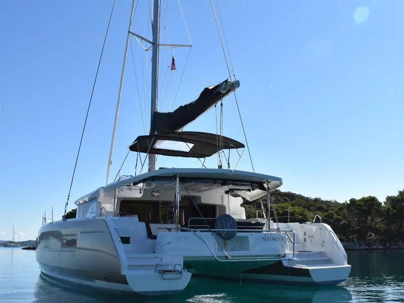 Lagoon 46 (NOTORIOUS)  - 19