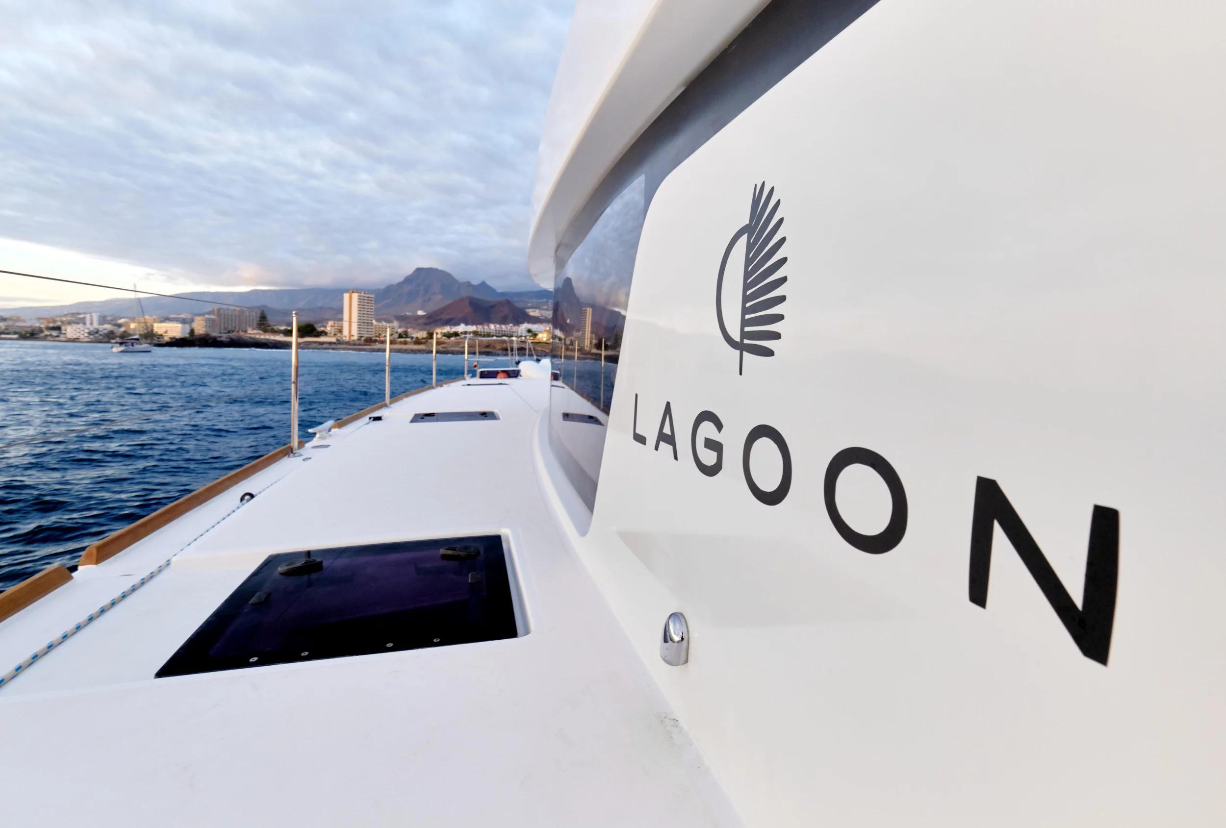 Lagoon 52F (Neptuno)  - 69