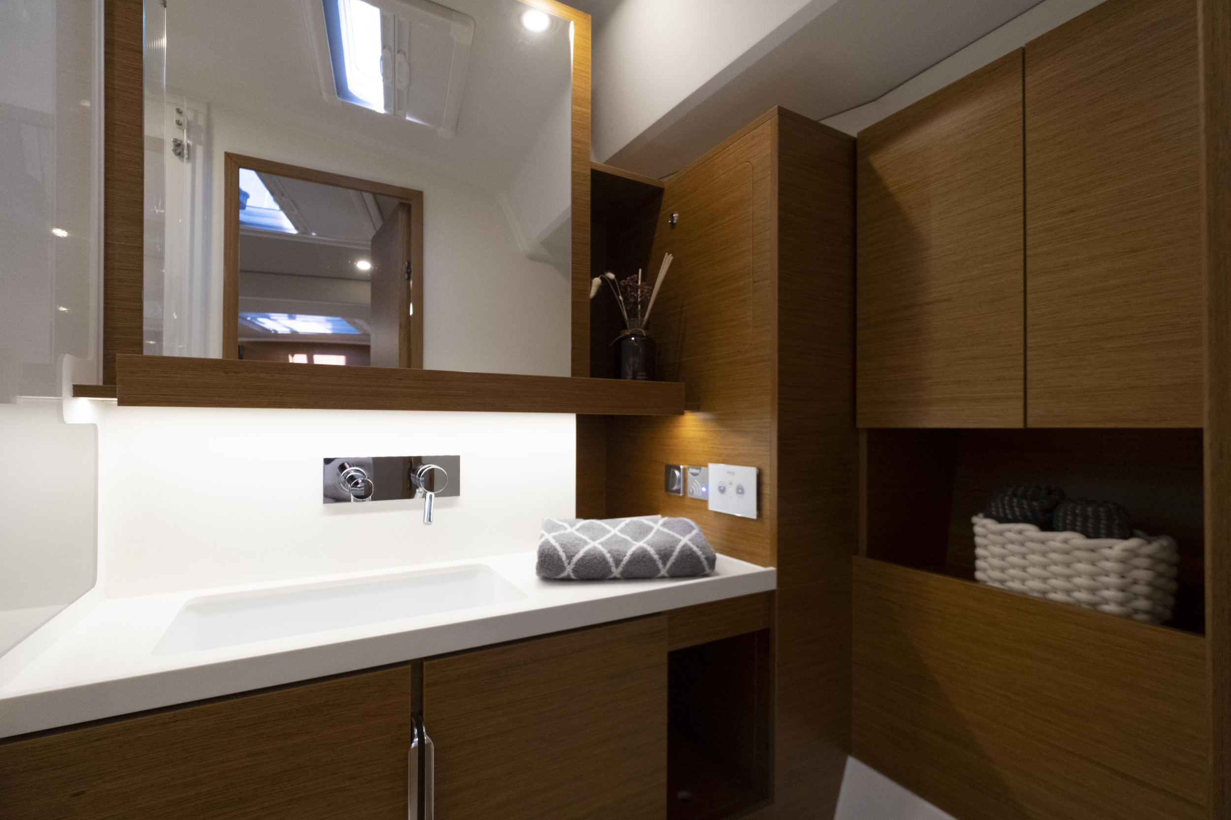 Photo #18 - Hanse 460 - 4 cabine - 2 bagni - 10 posti letto (Gin Tonic) in Castiglioncello - 17045