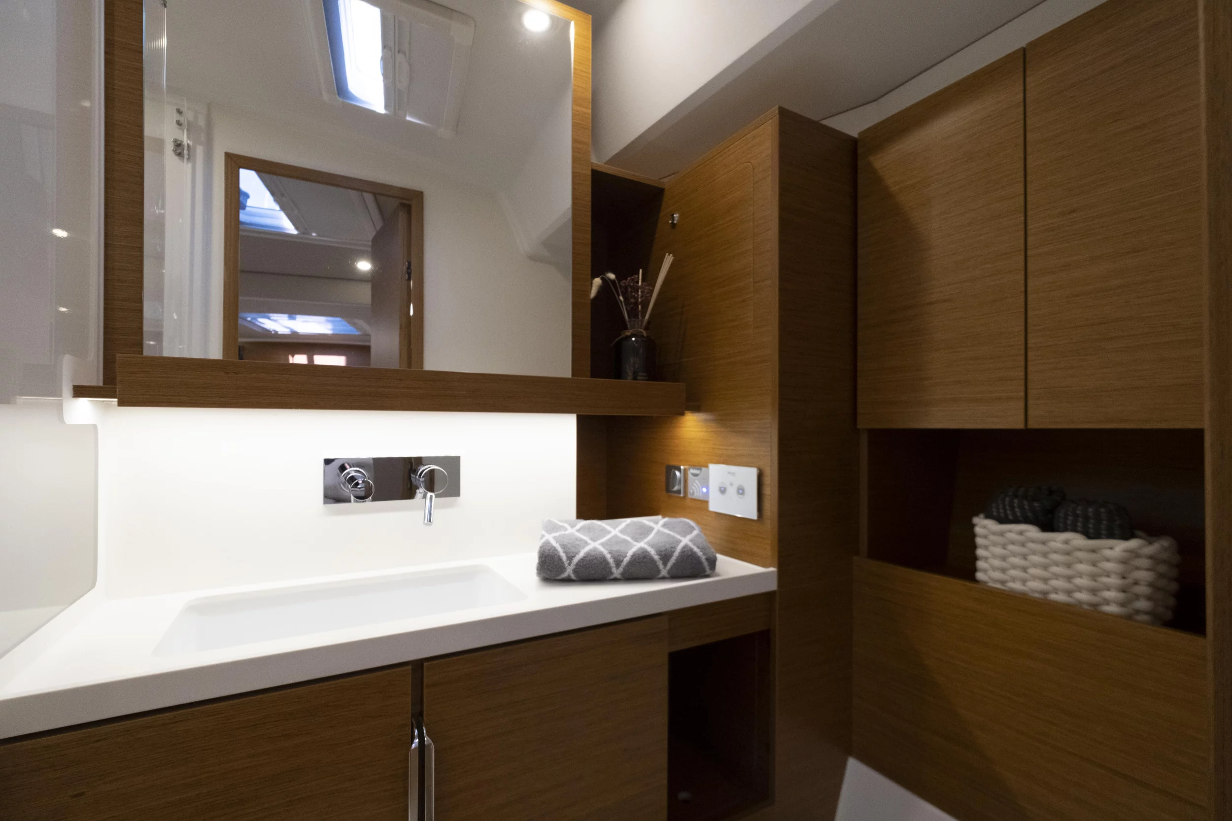 Hanse 460 - 4 cabine - 2 bagni - 10 posti letto (Gin Tonic)  - 17