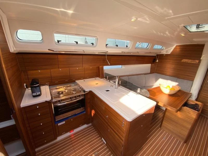 Xp 44 (FILIP) Interior image - 11