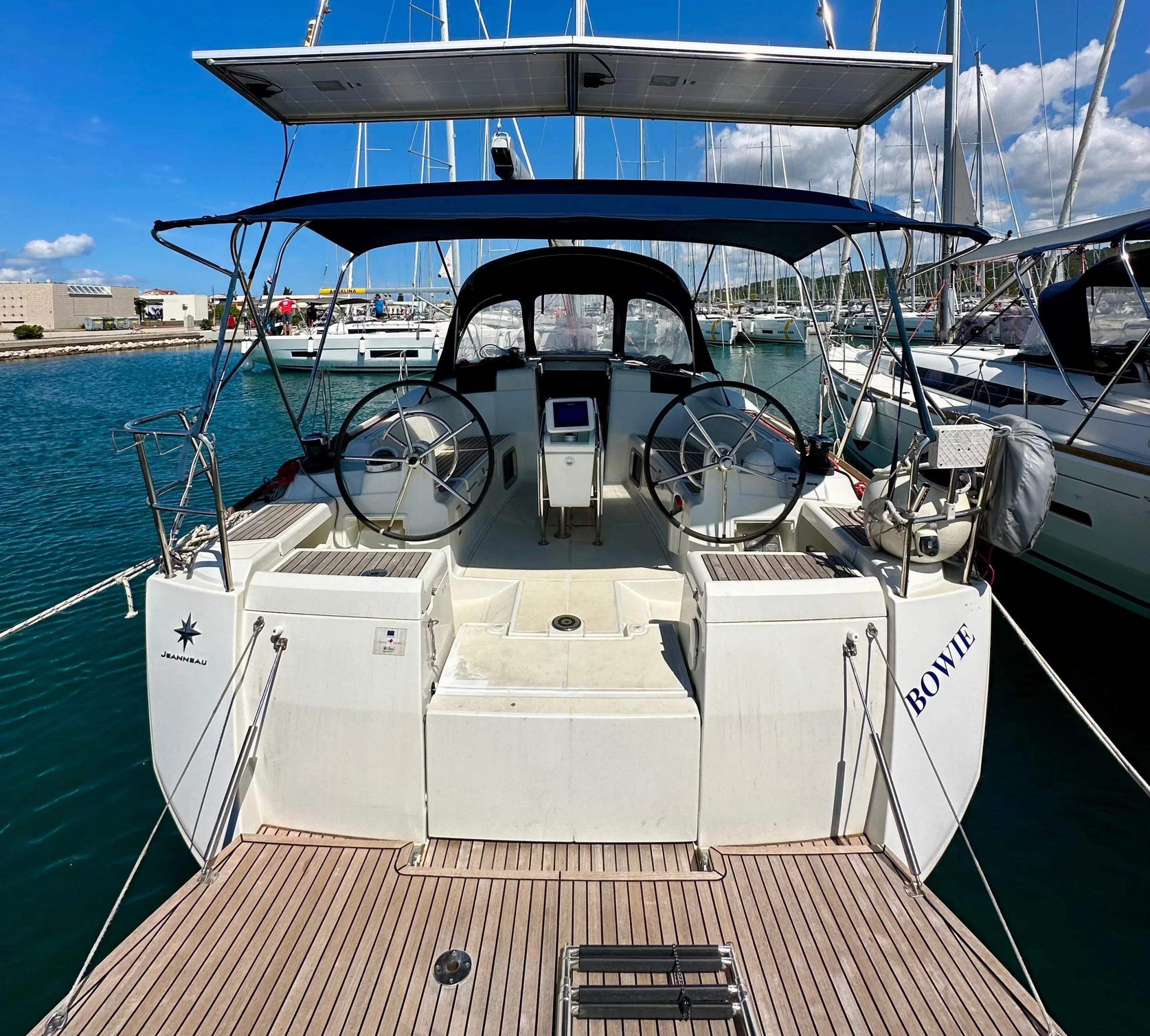 Sun Odyssey 419 (Bowie) Main image - 0