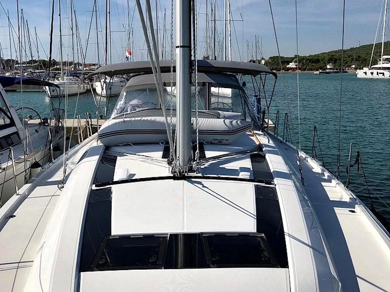 OCEANIS 51.1 BT (20) (PEARL DREAMS)  - 25