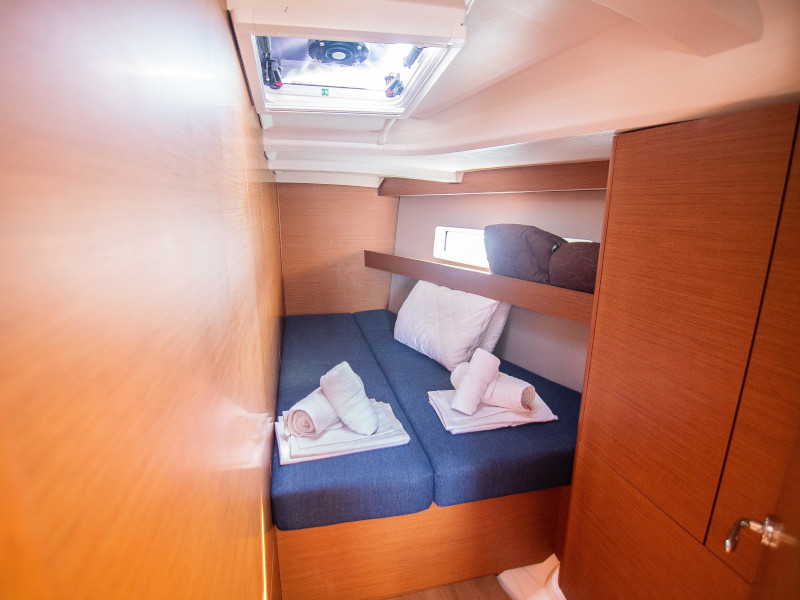 Photo #8 - Sun Odyssey 440 (Holiday Kiss) in Rodi - 14628