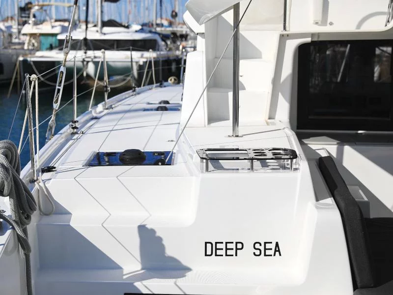 Lagoon 46 (DEEPSEA)  - 16