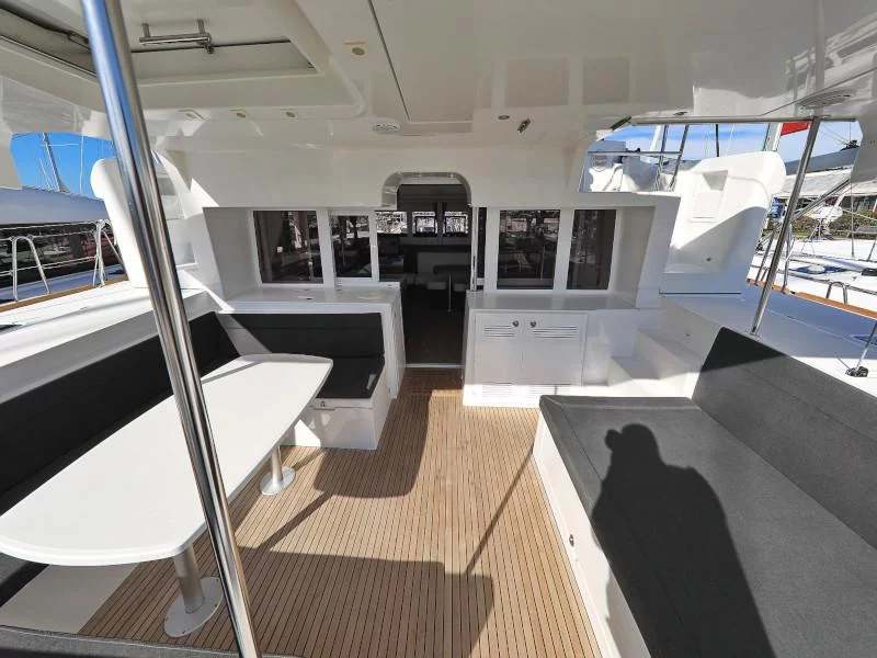 Lagoon 450 F (OLIVER)  - 23