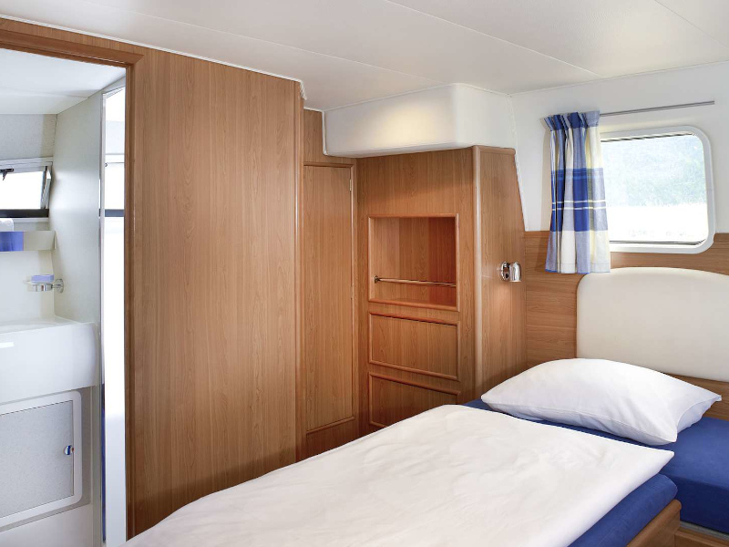 Photo #3 - Cruiser Premium 4/6 pers (E300-2) en Oud-Loosdrecht - 14694