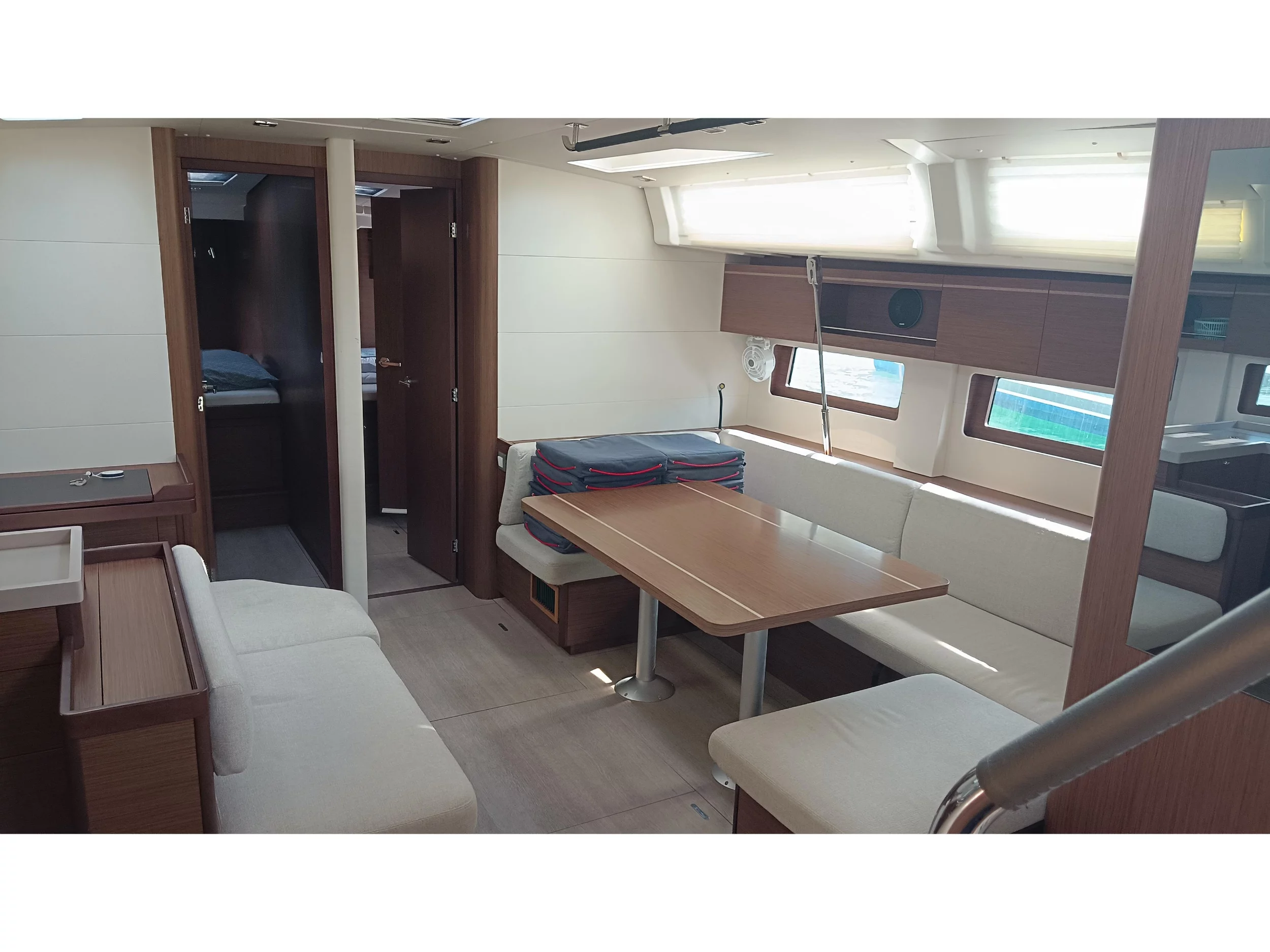 Oceanis 51.1 (Alba) Interior image - 14