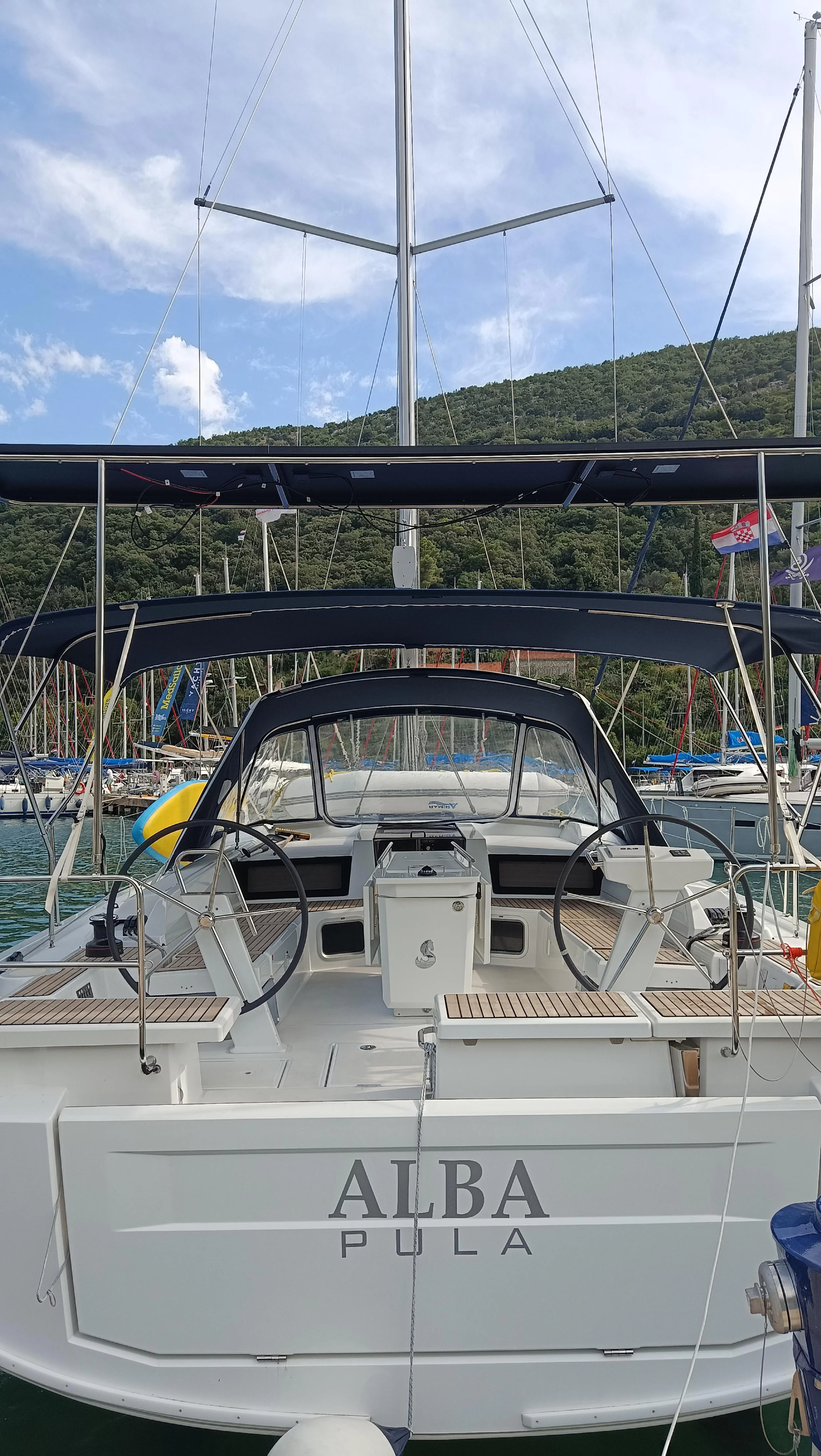 Oceanis 51.1 (Alba)  - 18