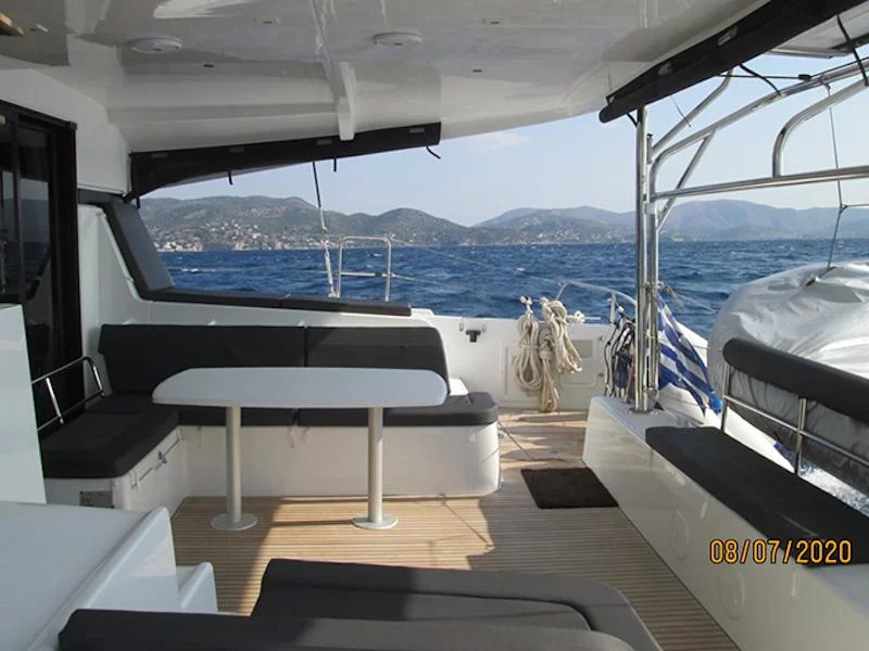 Lagoon 42 (Aria)  - 2
