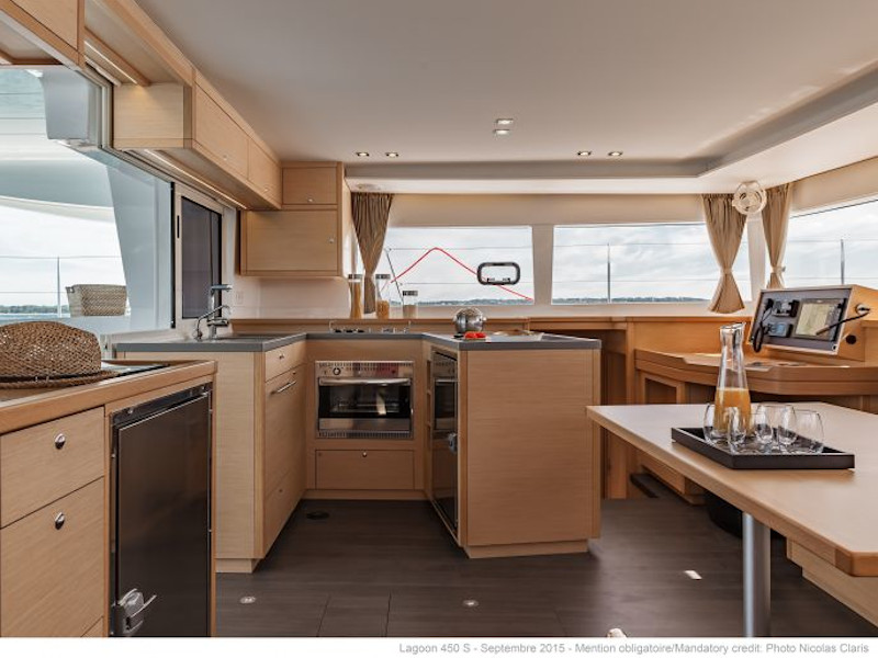 Photo #11 - Lagoon 450 Flybridge (Aelia) in Athens - 14912