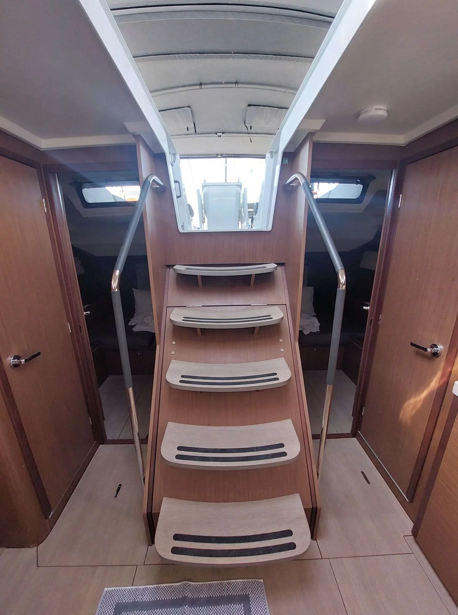 Oceanis 51.1/ 3 cabins - owner's version (Ifestion)  - 5